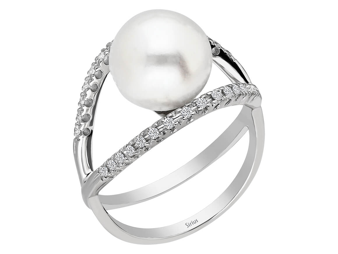 Diamond and Pearl Ring