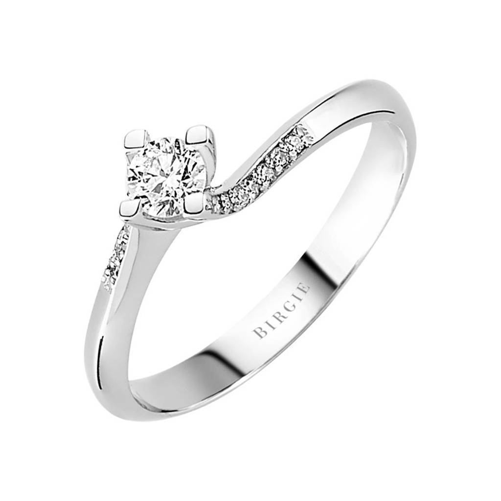 0.25 total carat diamond solitaire ring