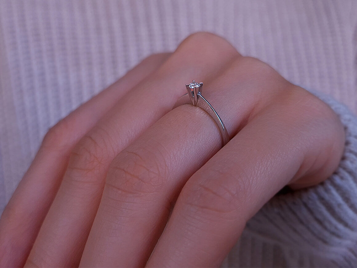Bague solitaire diamant 0,10 carat