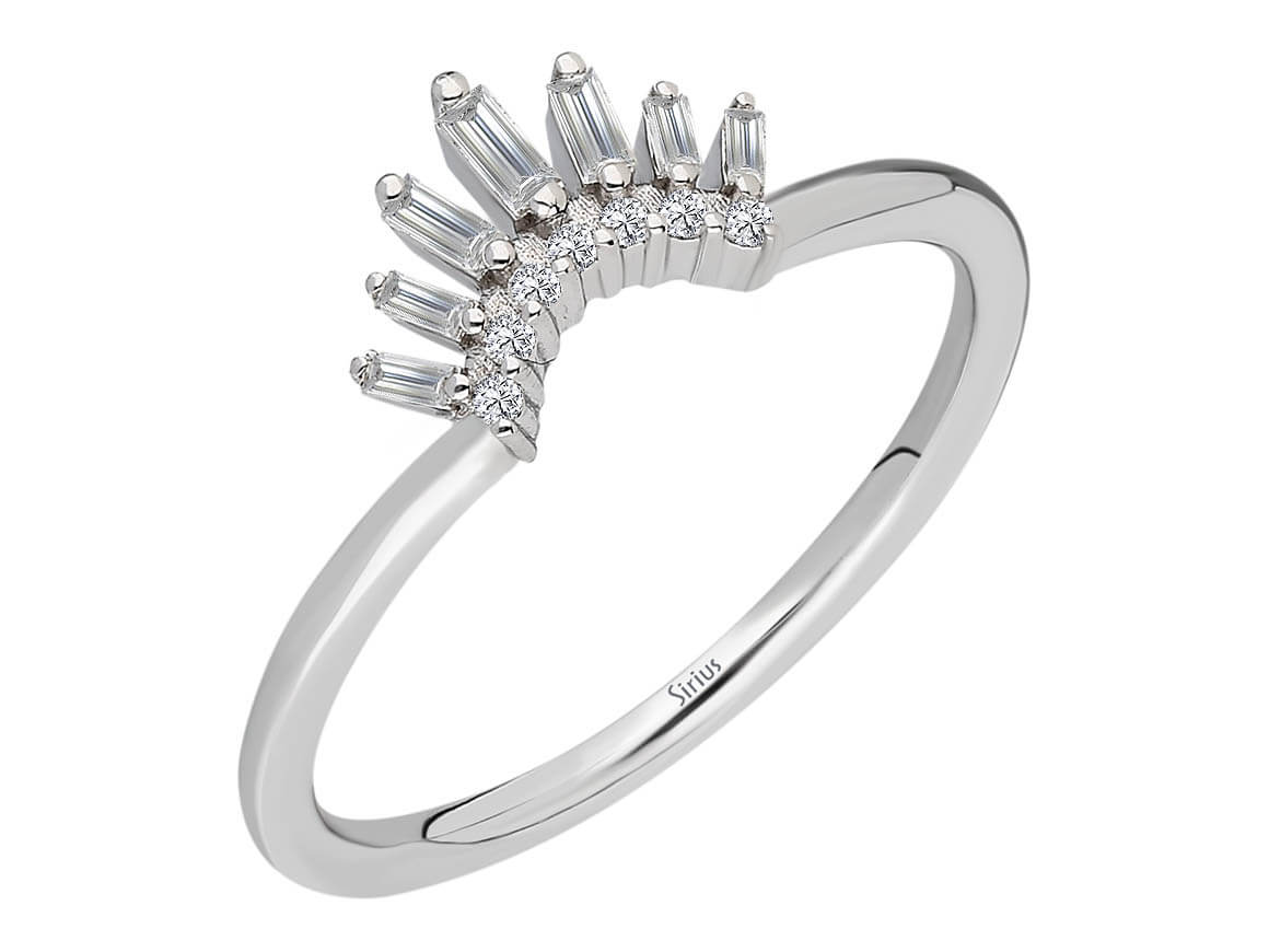 Bague couronne de princesse en diamant baguette