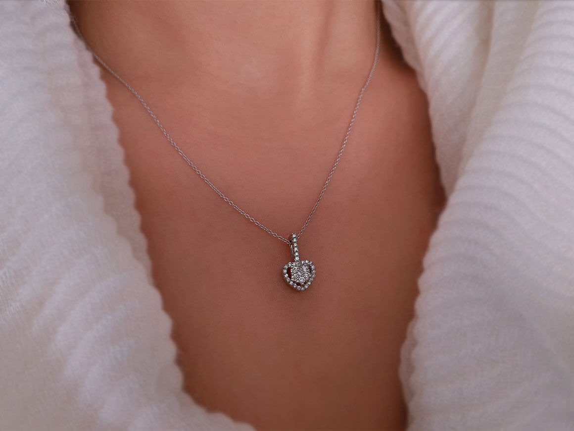 Collier coeur diamant