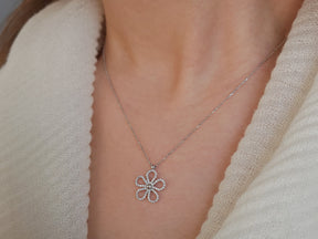 Collier fleur diamant