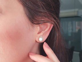 Boucles d'oreilles puces diamants et perles