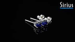 Boucles d'oreilles puces solitaire saphir