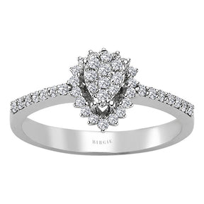 Bague d'entourage en forme de goutte de diamant