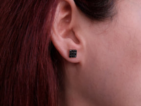 Boucles d'oreilles clous carrés de diamant noir