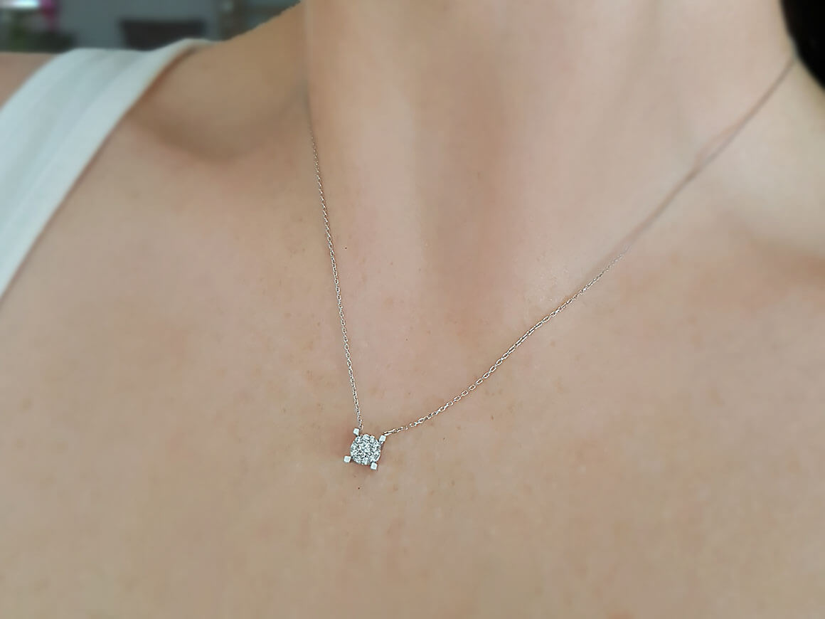 Collier solitaire effet diamant 0,50 carat