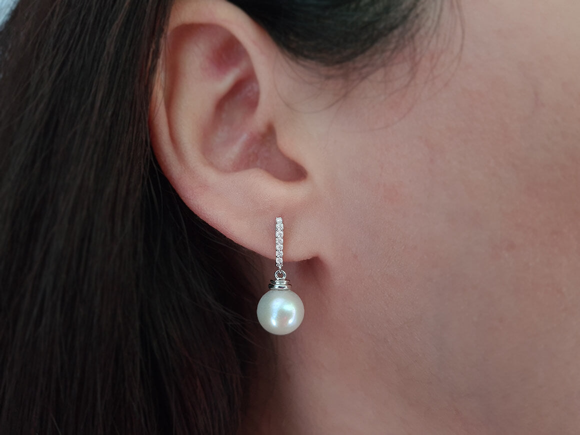 Boucles d'oreilles diamants et perles