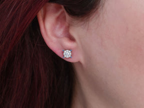 Boucles d'oreilles solitaires effet diamant 1,70 carat