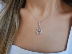 Diamond swinging necklace