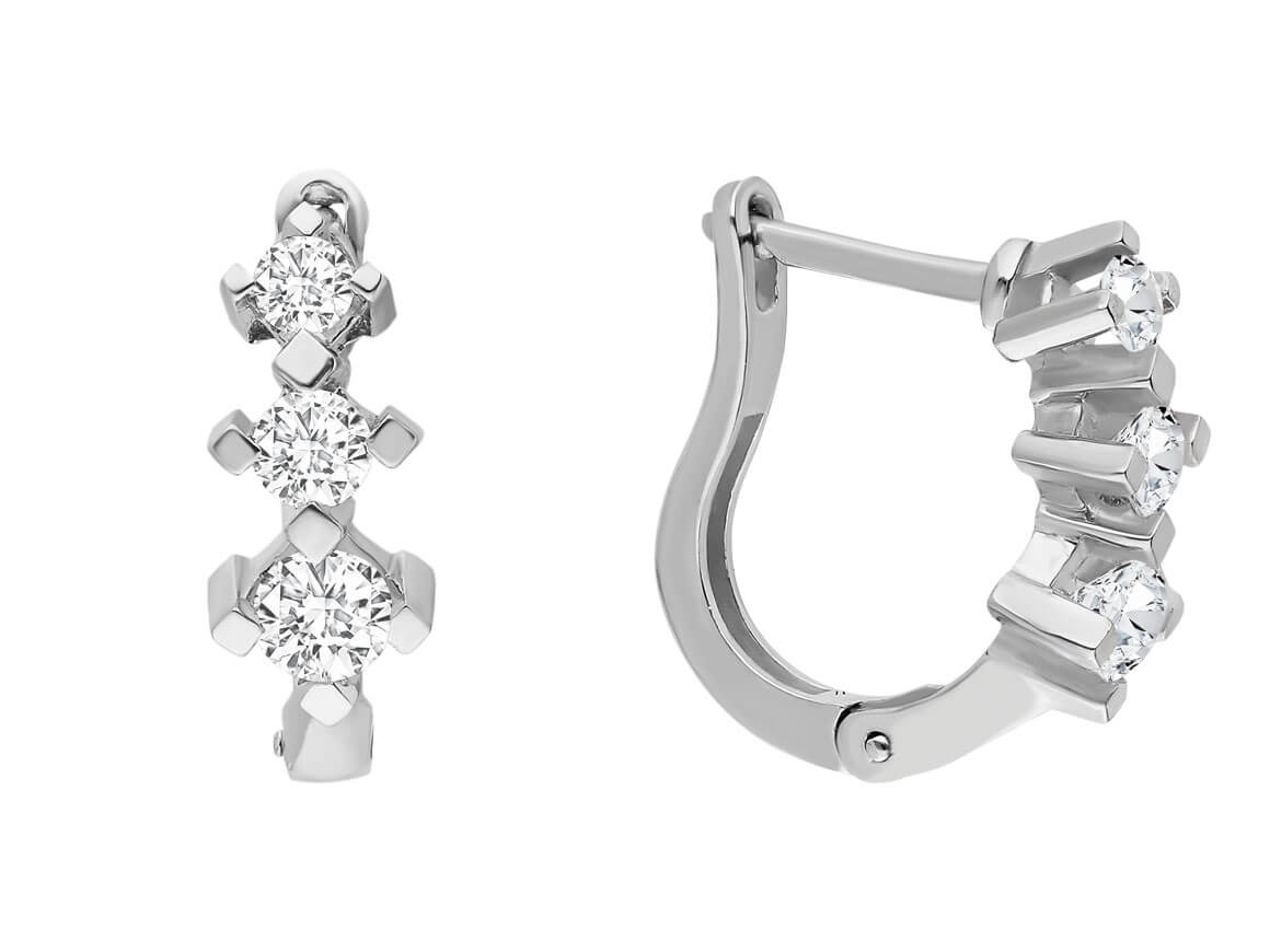 0.68 total carat diamond tria stud earrings