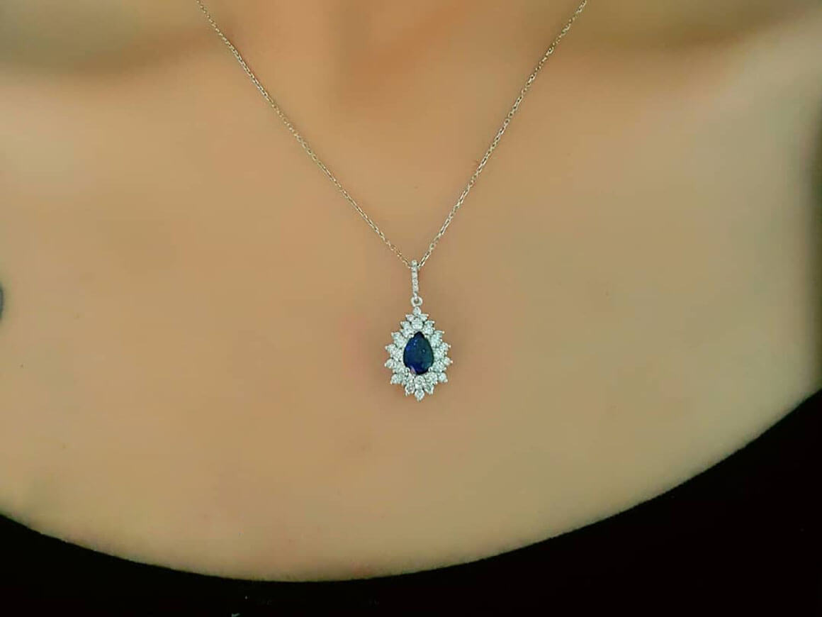 Diamond and drop sapphire necklace