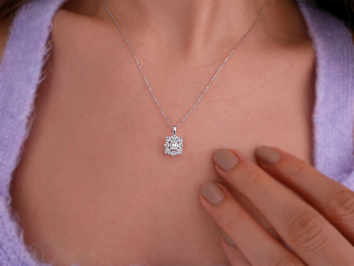 Diamond Vega Star Baguette Necklace
