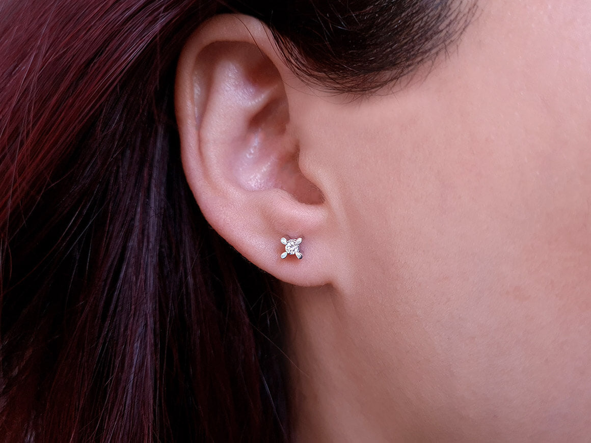 Boucles d'oreilles solitaires diamant 0,10 carat