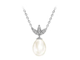 Collier de perles en diamant et en forme de larme