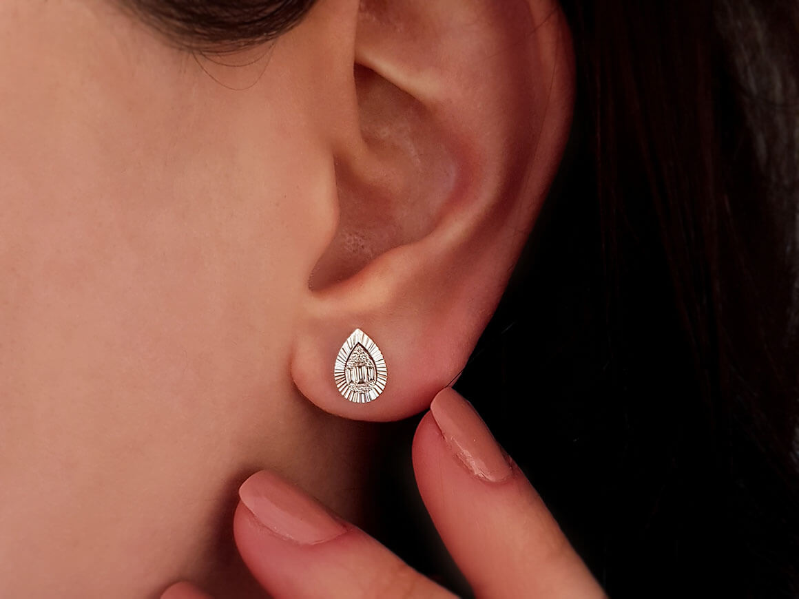 Diamond Baguette Waterdrop Stud Earrings