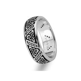 Alliance en or blanc au design tribal avec diamants