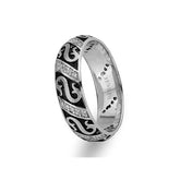 Alliance en or blanc au design antique avec diamants