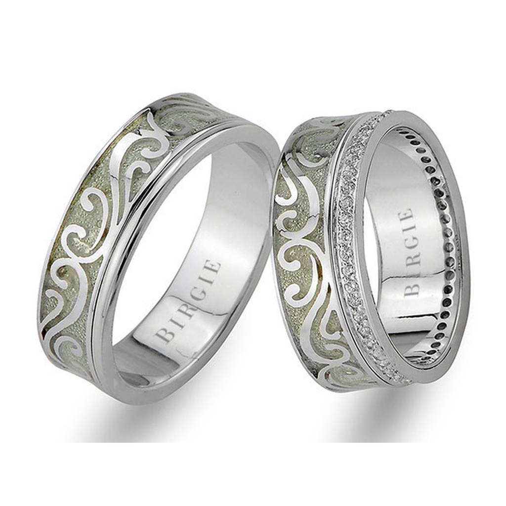 Alliance en or blanc à motif floral avec diamants