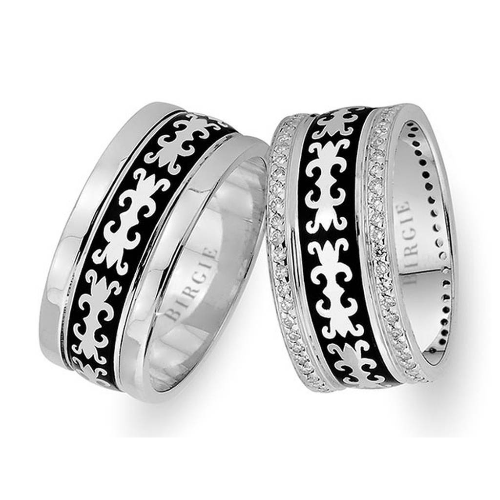 Alliance au design byzantin en or blanc et rose avec diamants double ligne
