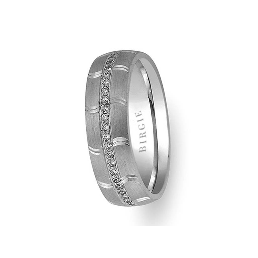 Alliance brodée en or blanc avec diamants