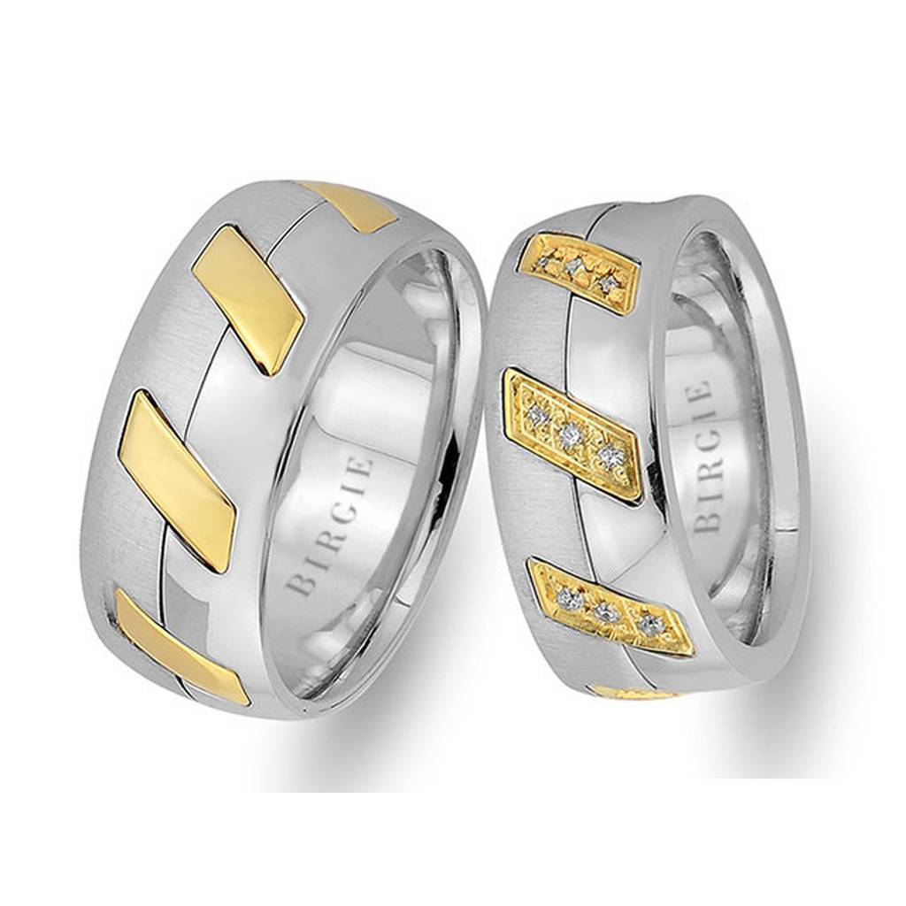 Alliance en or blanc et jaune au design moderne avec diamants