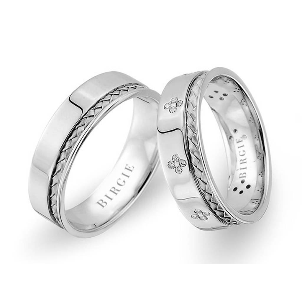 Alliance tressée en or blanc avec diamants