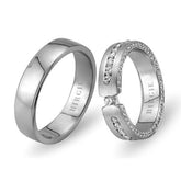 Alliance asymétrique mate en or blanc avec diamants