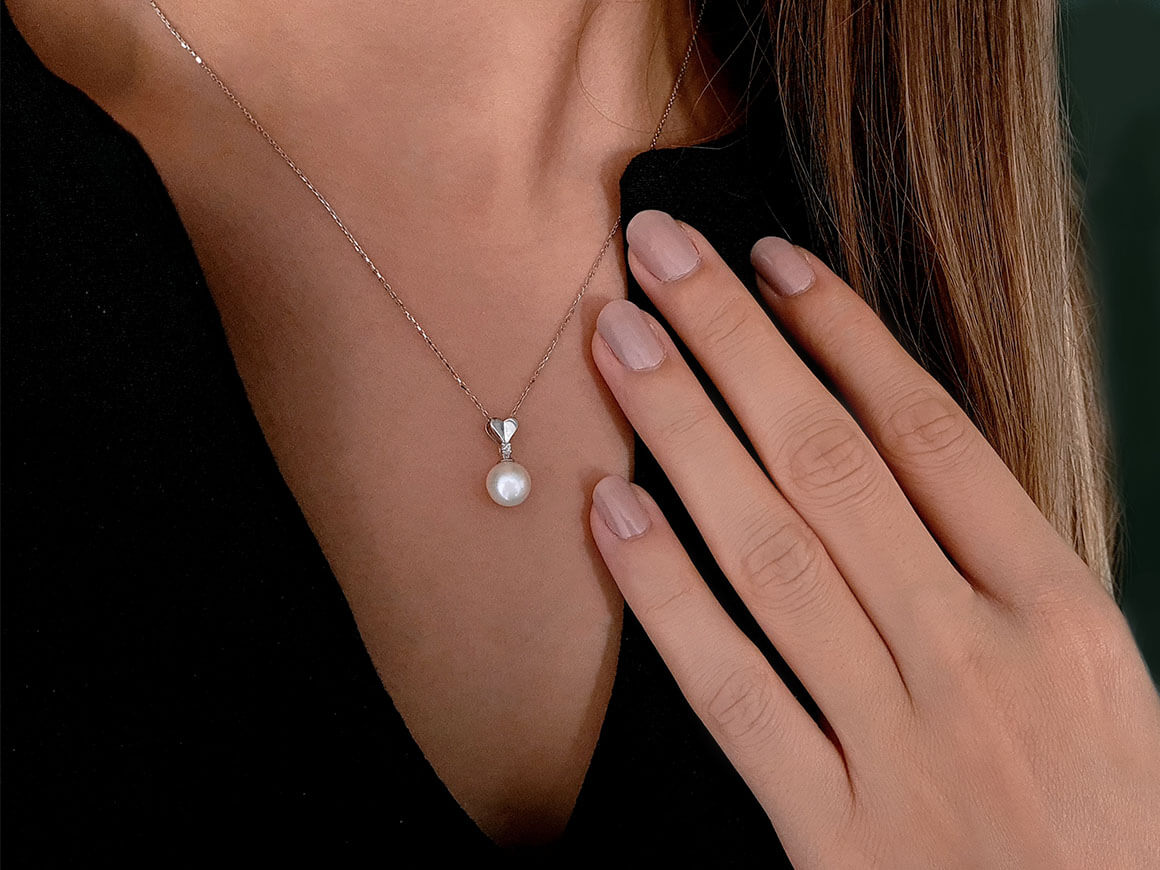 Collier de diamants et de perles